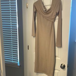 Vici long sleeve dress